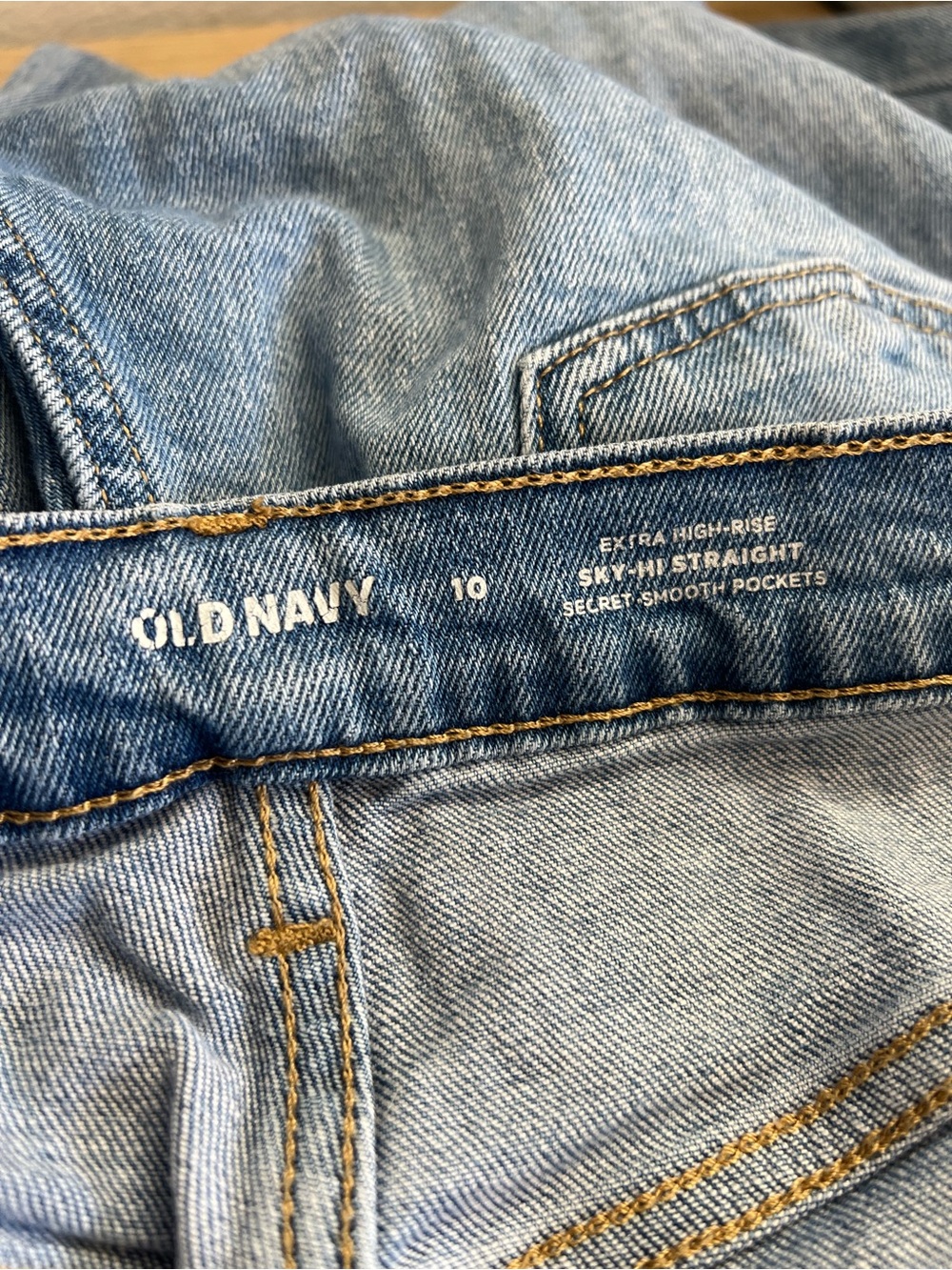 Old Navy Sky-Hi Straight Jeans Womens 10 Blue Distressed Button Fly Raw Hem - Picture 13 of 14